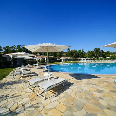 Limone Beach Resort-2